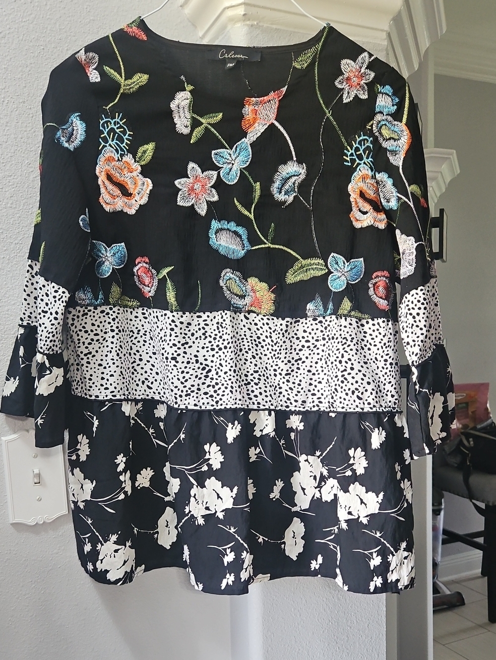 Culotte Mixed-Print Embroidered Black Blouse